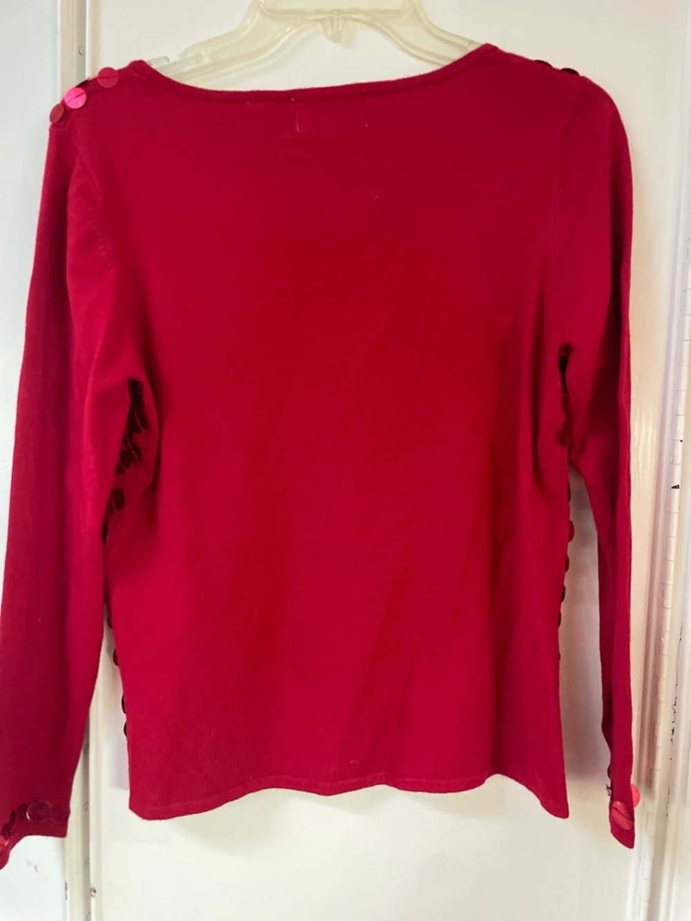 Once Again Red Sequin V-Neck Sweater size M - Picture 6 of 6